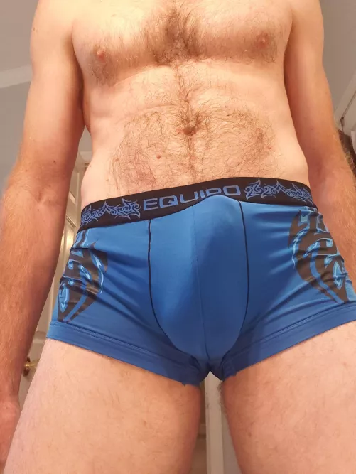 Bulging in blue (40)