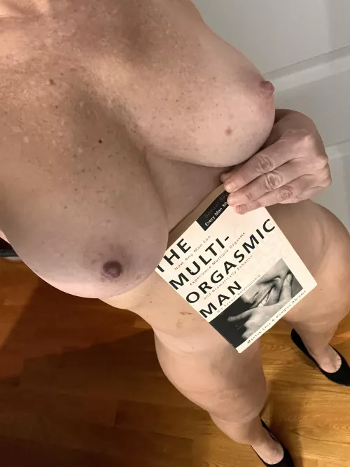Cum to mommy and I’ll read you a little bedtime story