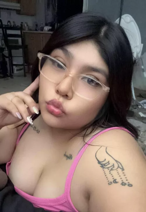 Do you guys like my nails 