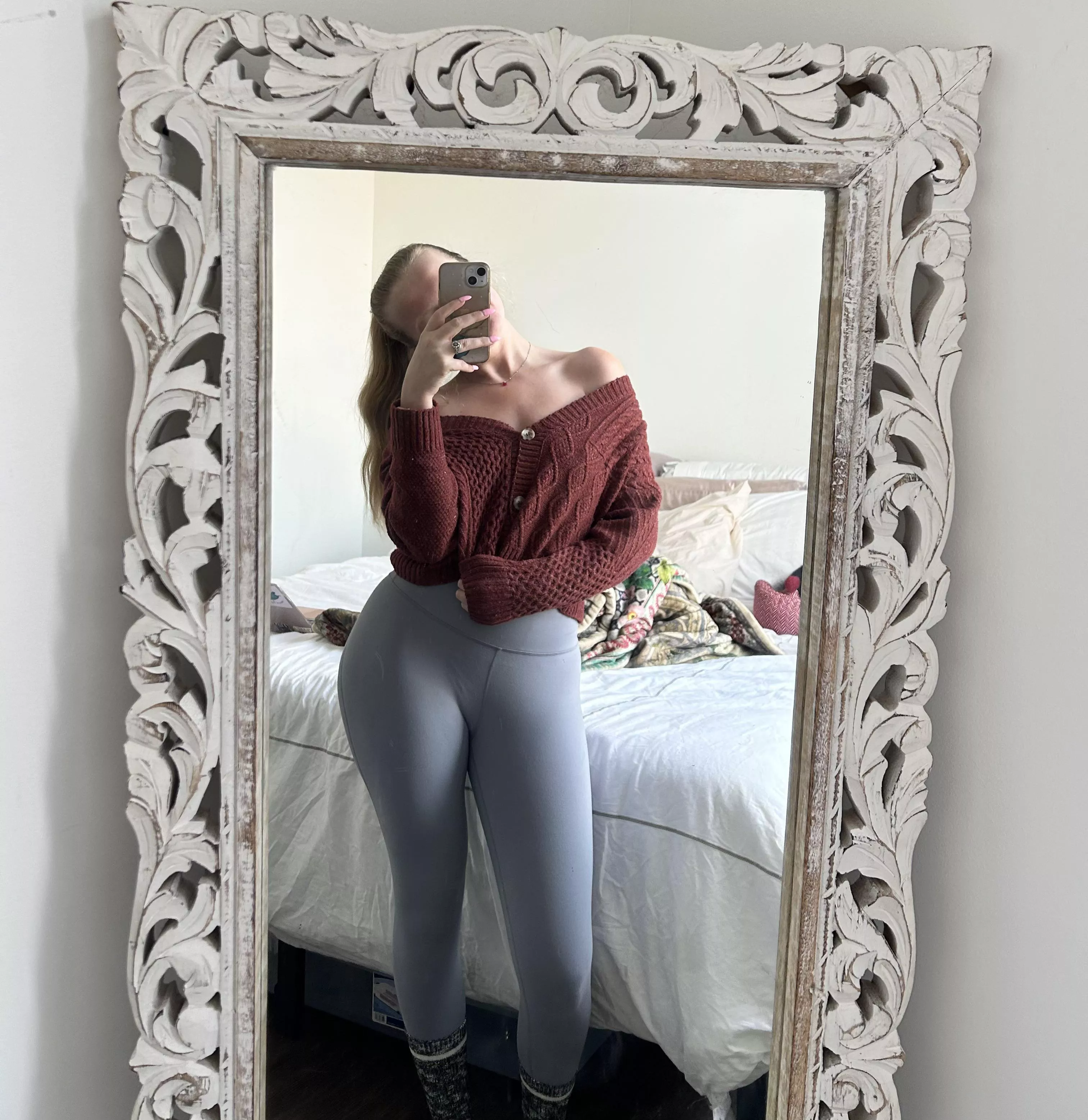 do you like grey leggings? 