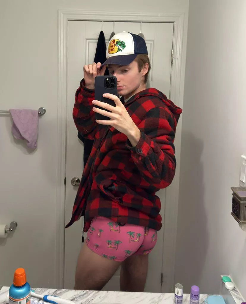 Flannel season on campus