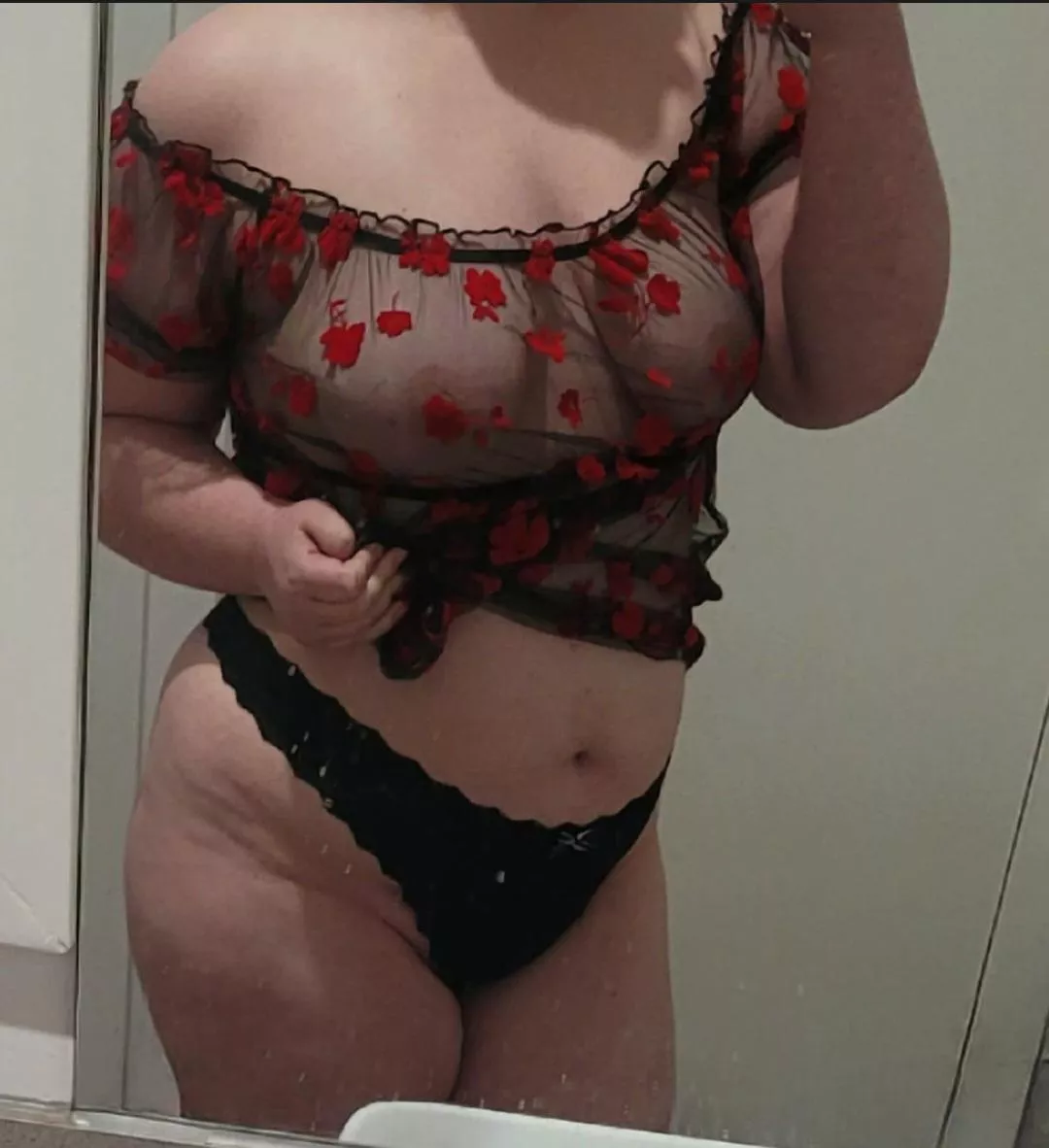 Good hips for breeding, which is what I was born for 