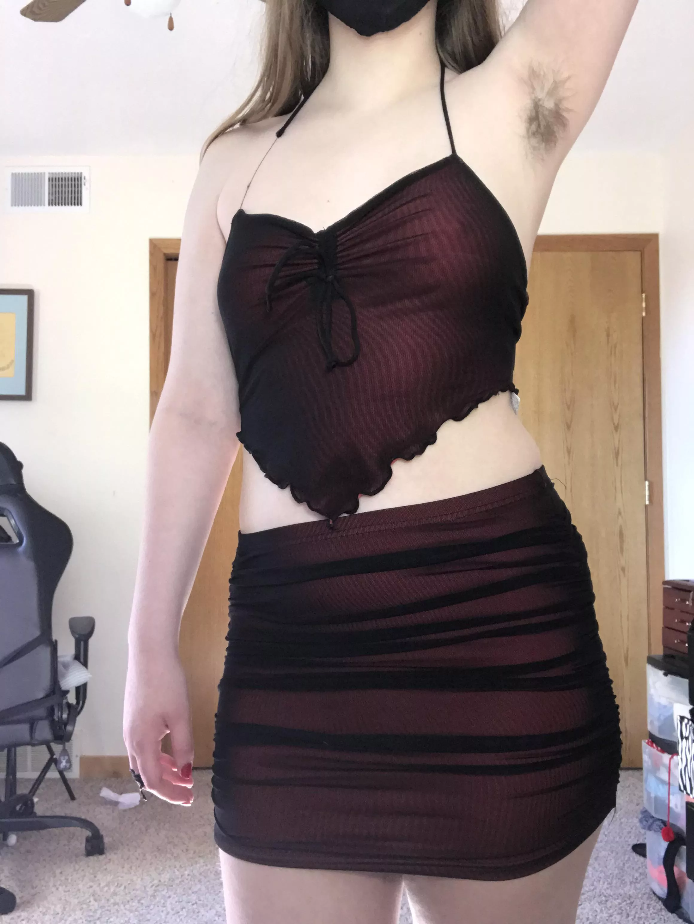 Hairy armpits and a cute dress <3