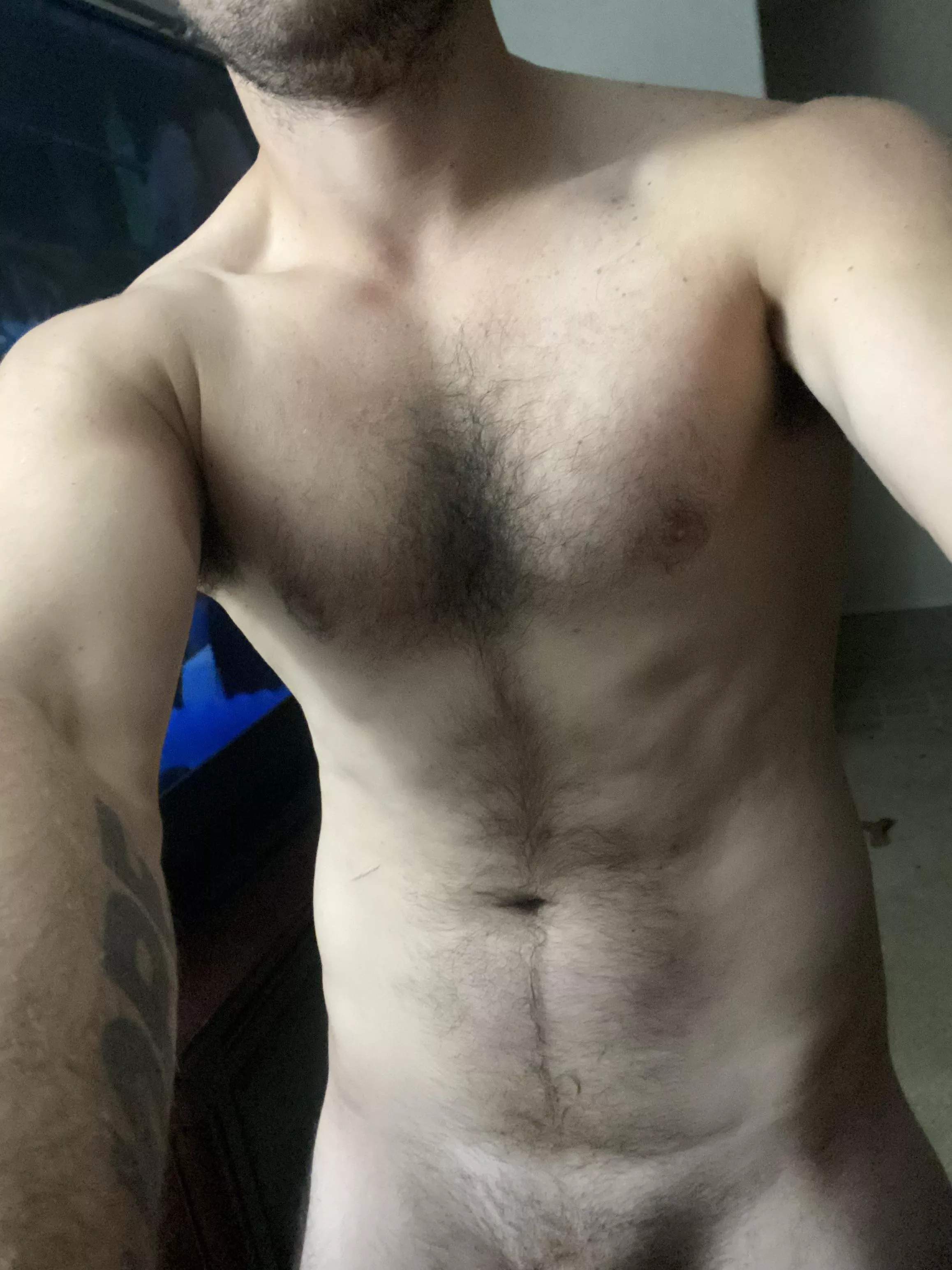 Hit me up!! Straight m 29 