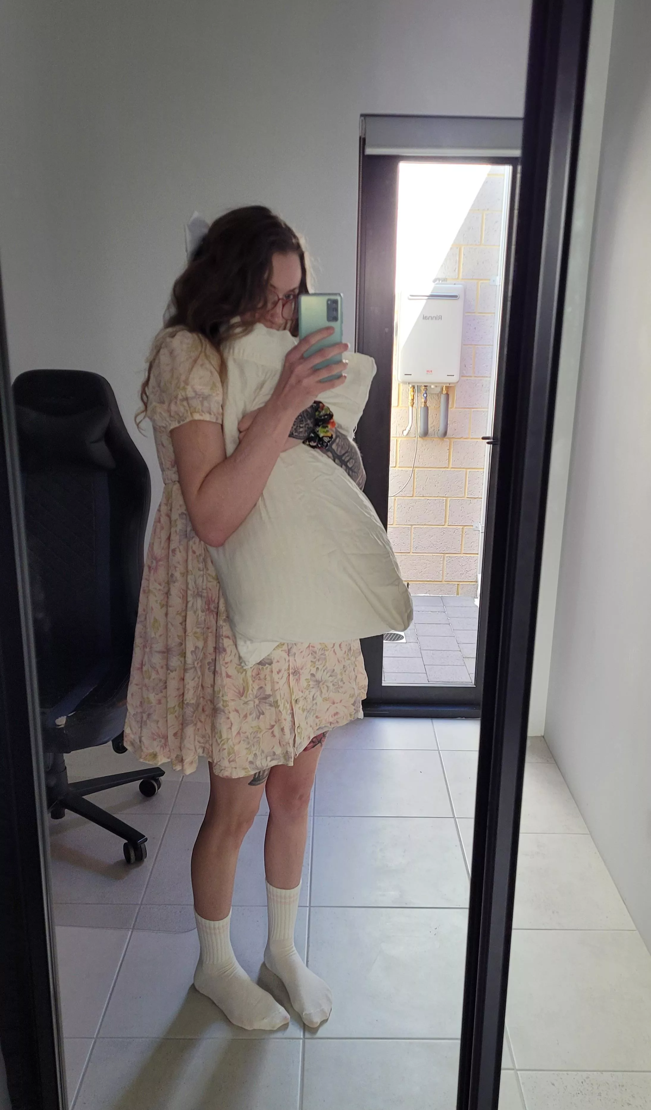 I don't want to go to bed, look it's not even dark yet!