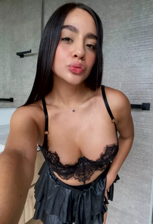 i have an adorable face 