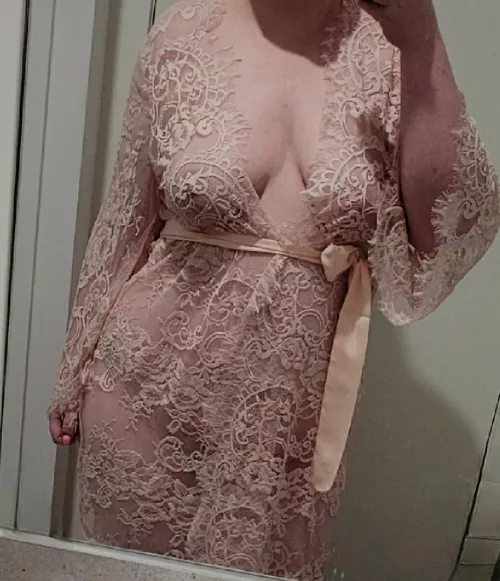 If you look closely enough you'll note my lack of panties. Fully accessible 