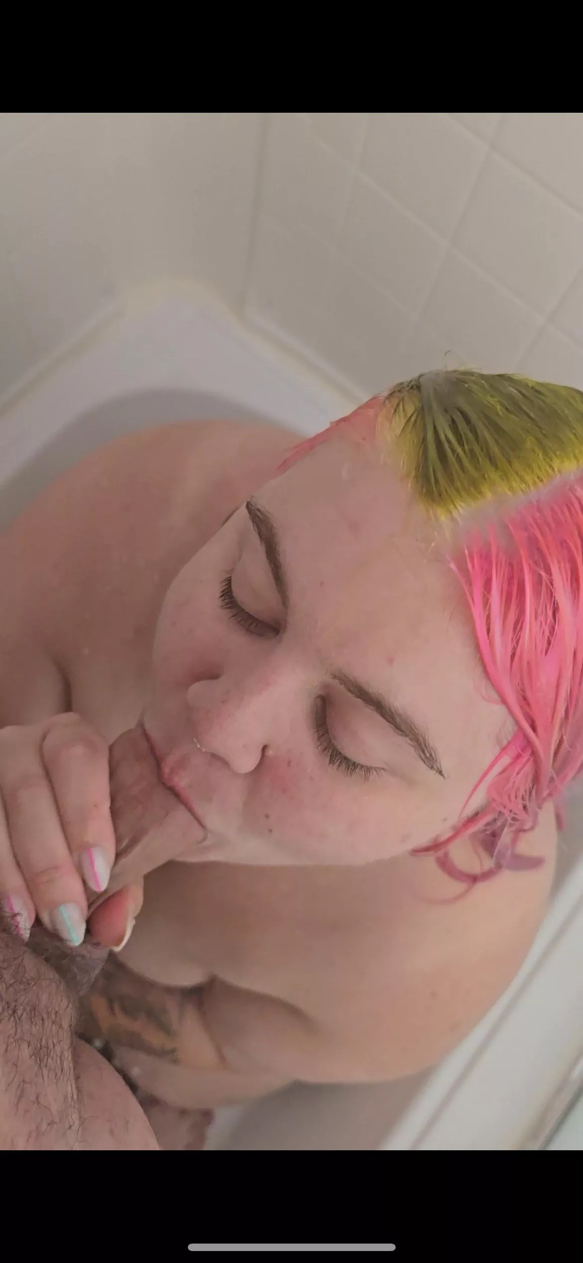 Just keeping his cock warm while he showers 😉😈