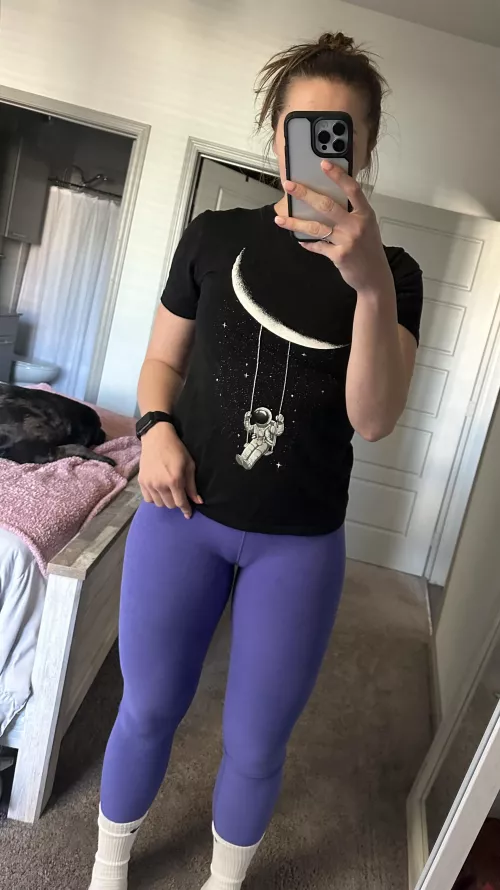 Love this color 💜