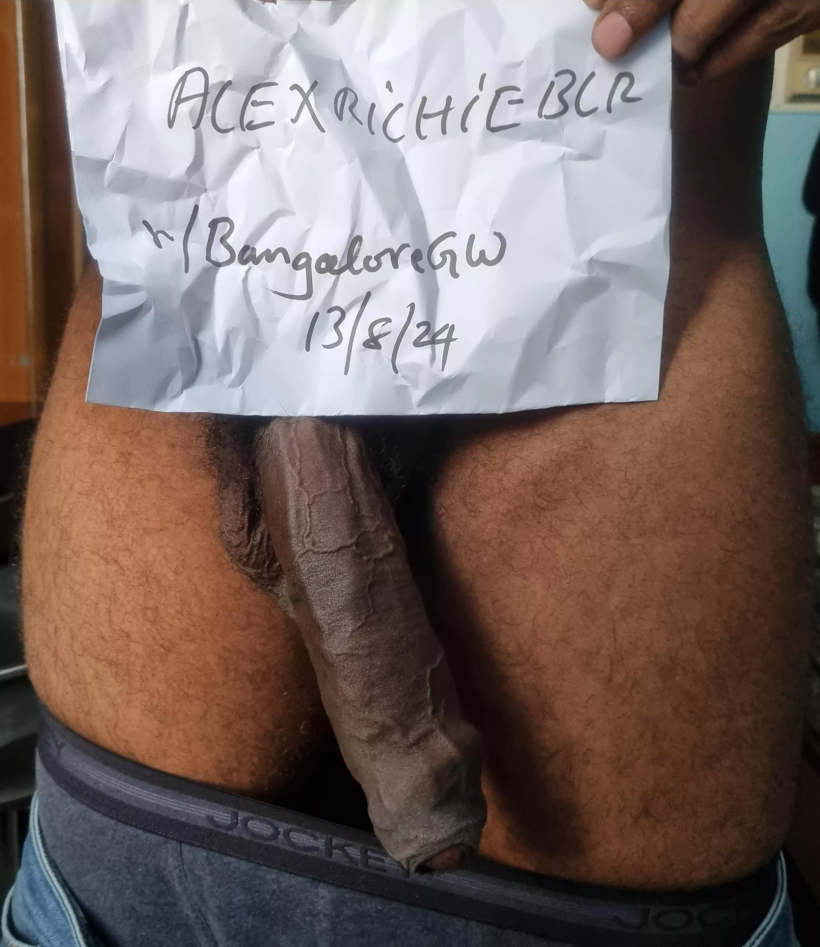 Mature .....uncut . Cld call me uncle .. 