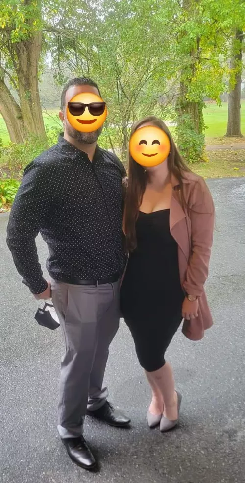 MF4MF- Near Raleigh, 30s couple looking for couples around our age or older (no more than 42) to have a flirtatious friendship, not swapping at the moment. DM us with a picture of you both. No single males. Single Females are welcome. 