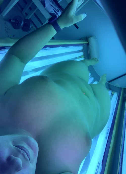 My tanning bed my rules! 