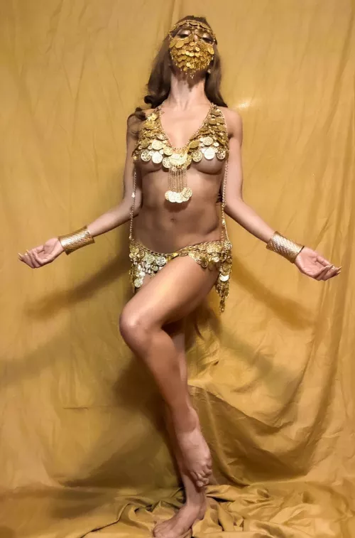 Odalisque is ready to please the Sultan