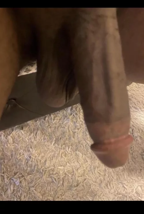 Pawbs and slim thick to the front 