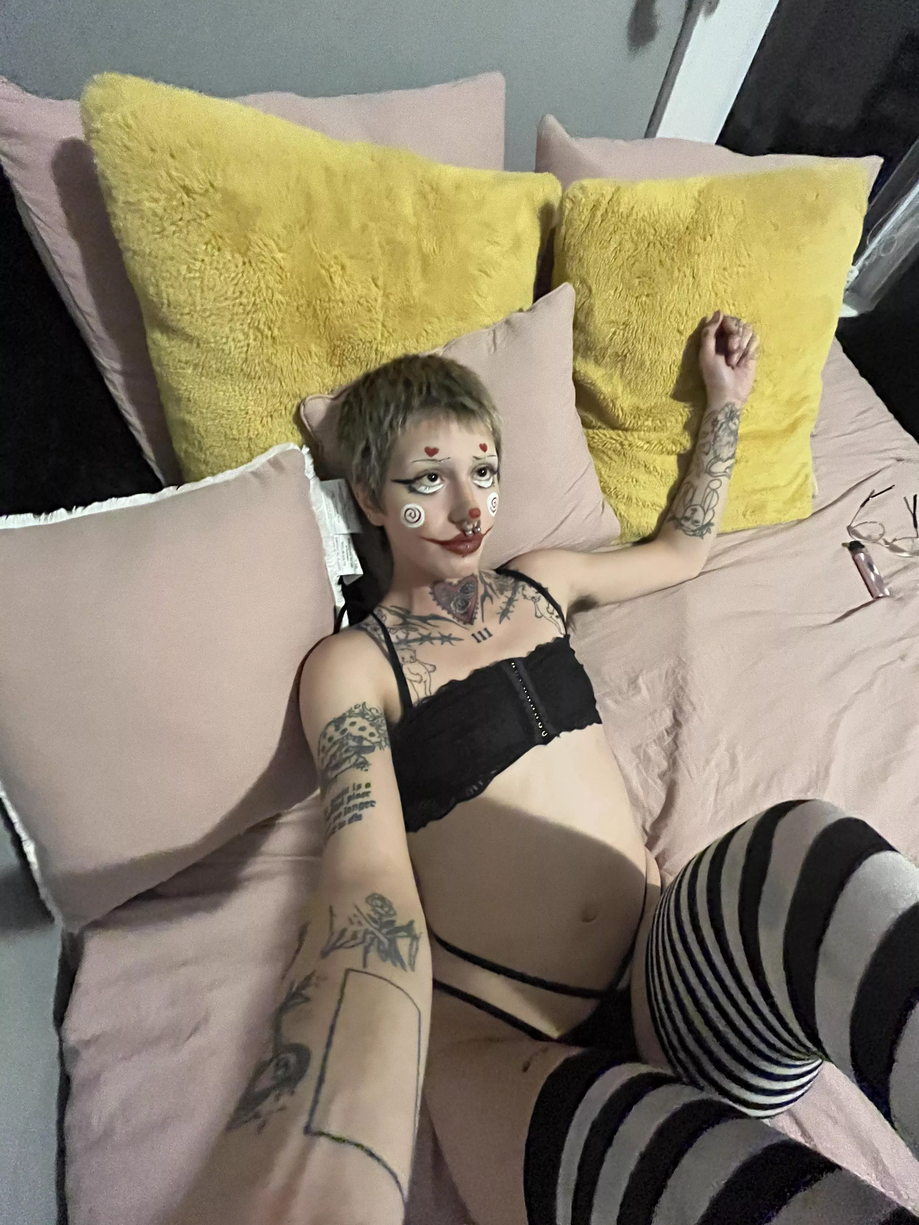 this clussy needs sum love 