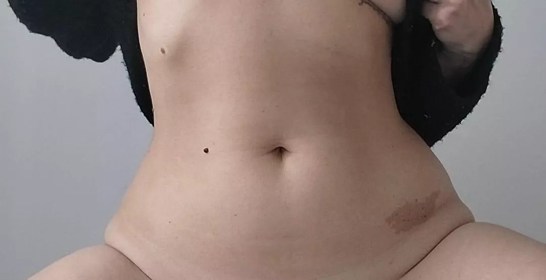 would you unload your semen on my navel?