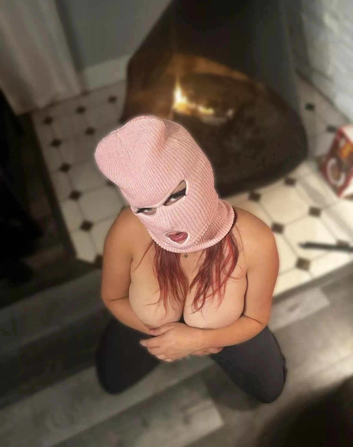 You caught me breaking into your house in Surrey now what? 😏