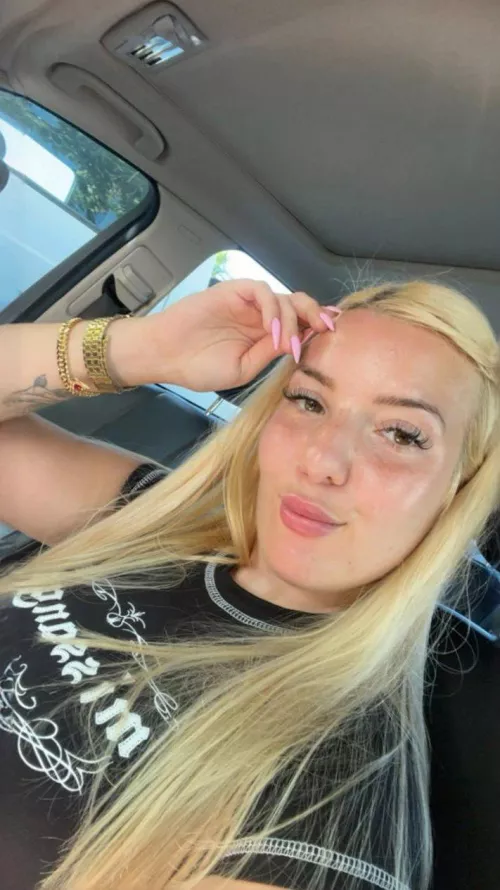 19 F loves a good challenge who’s got one for me?