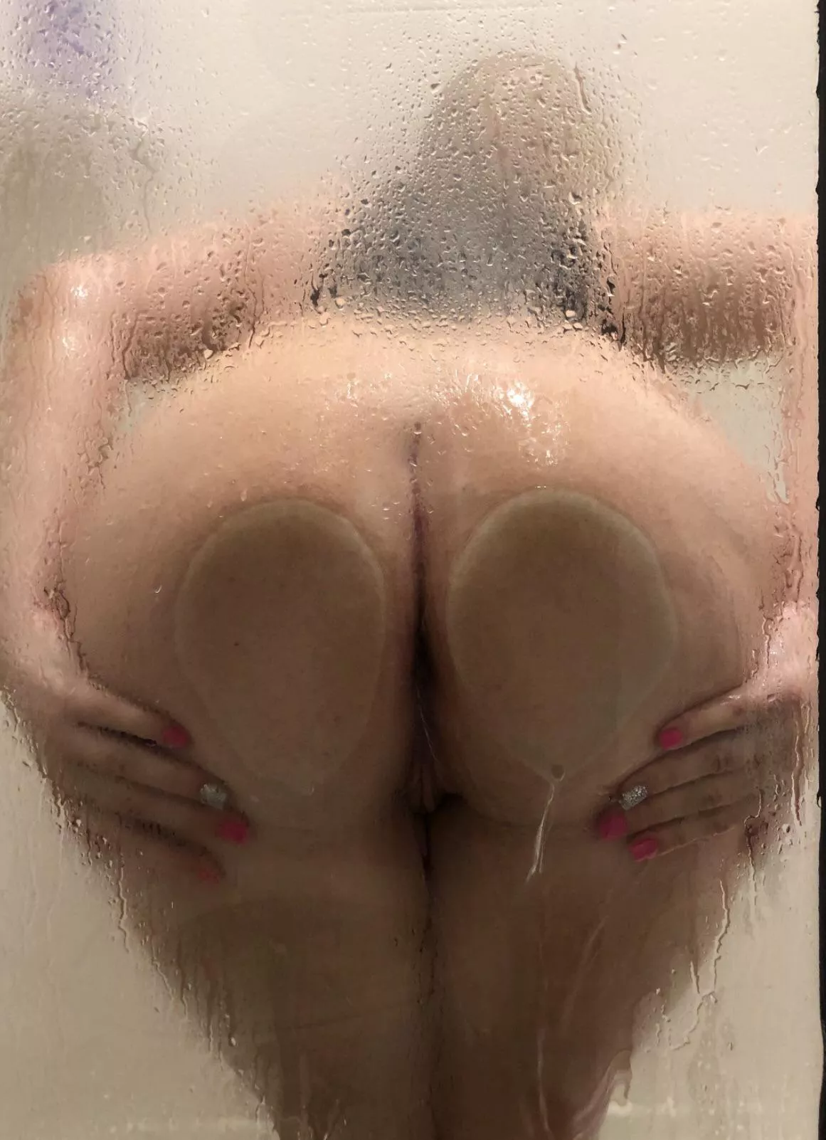 (19) i wanna make someone cum tonight 