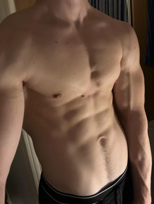 [19] start off at the nipples then down the abs then…