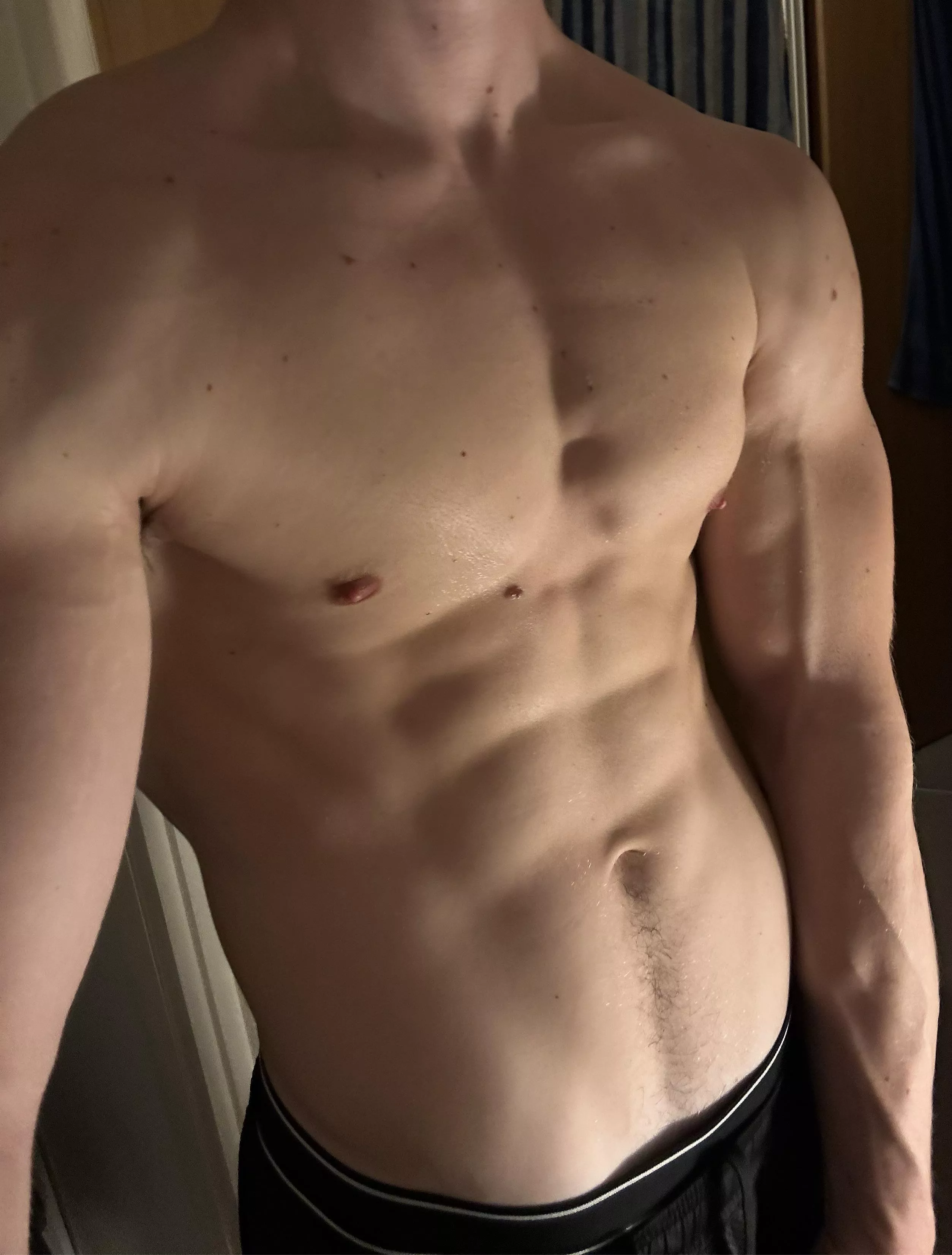 [19] start off at the nipples then down the abs then…