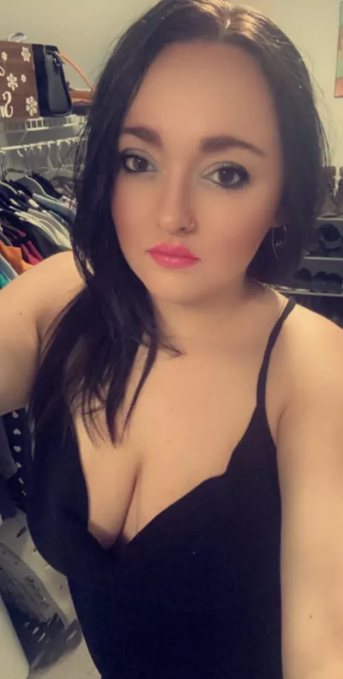 25 year old looking for a sweet daddy [online] I verify 