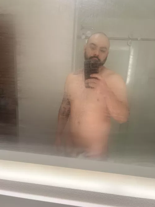 35m4f can host in the evenings. Dm with pics 😊