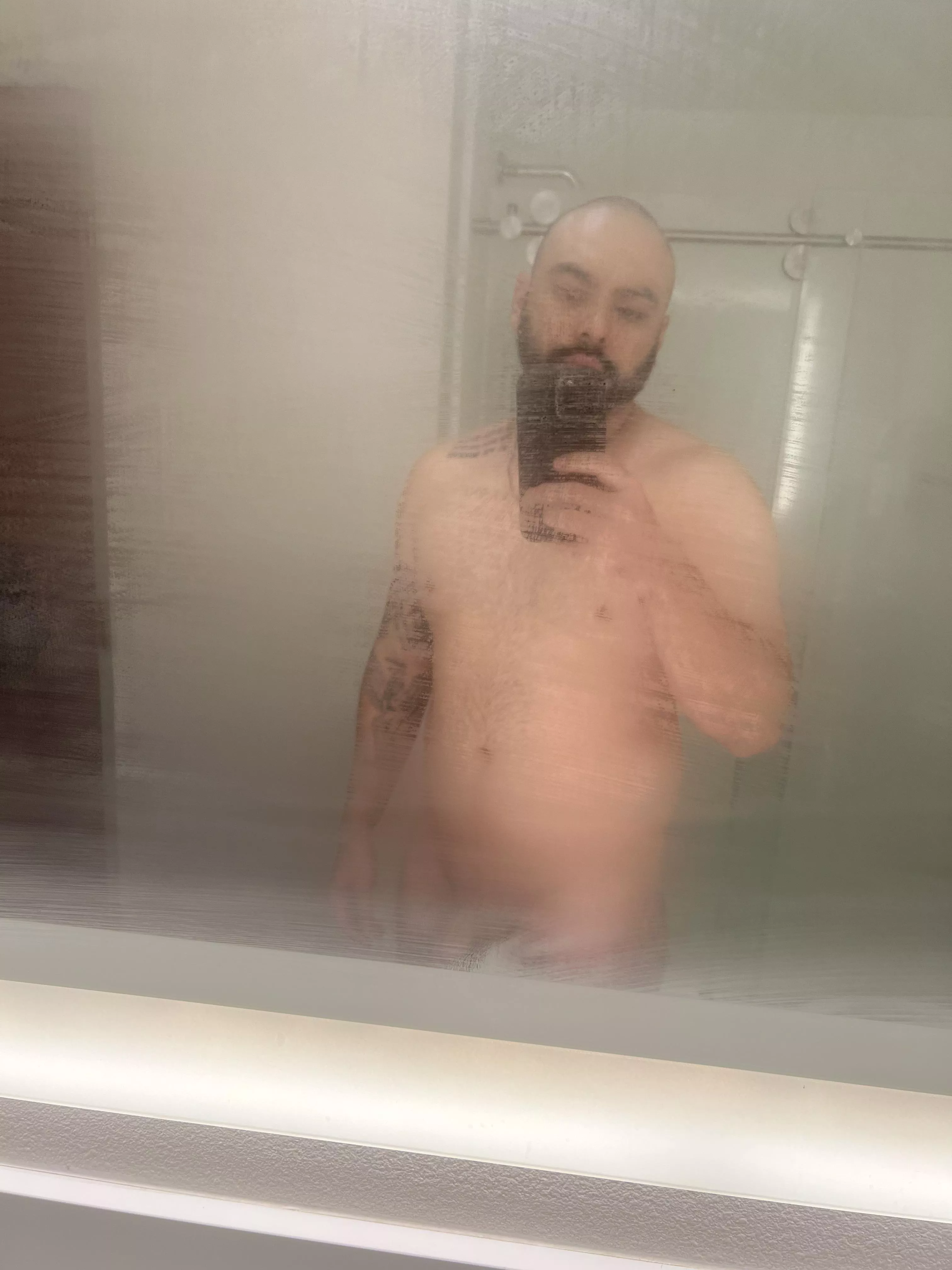 35m4f can host in the evenings. Dm with pics 😊