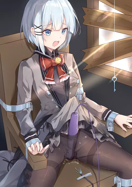 After a few hours she wont even remember about the key thats hanging in front of her