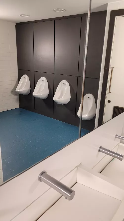 Bath Abbey, UK. Good view from the mirrors