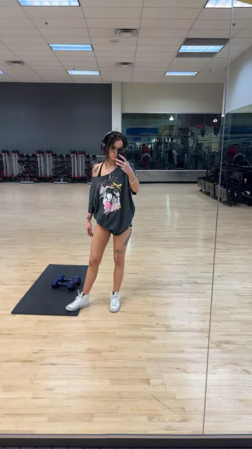 Come see my squirt face.. 1 week free on my OF !!💦🖤 