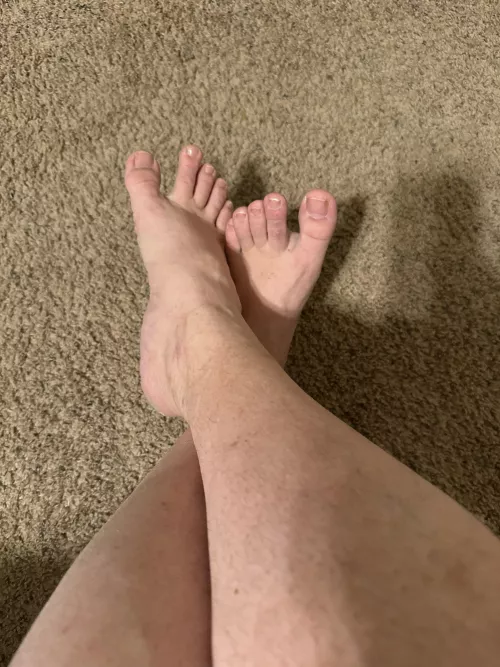 Come suck my toes. 