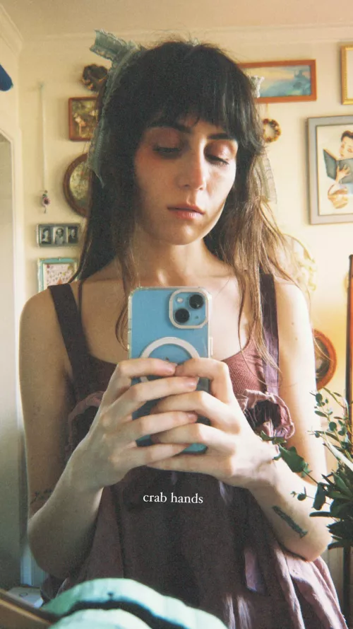 Crab hands, hot hands