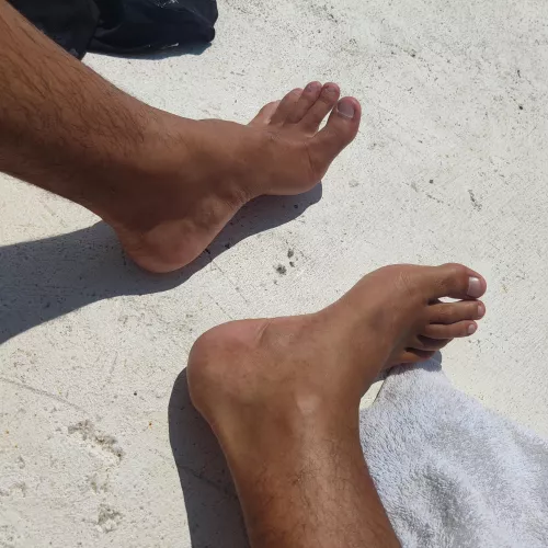 DM me for content +nudes