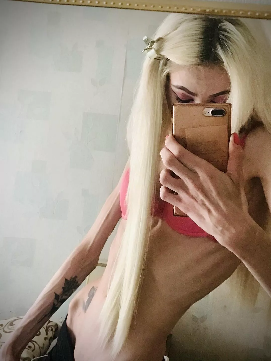 Don't let my size fool you I can go for hours and keep it fun