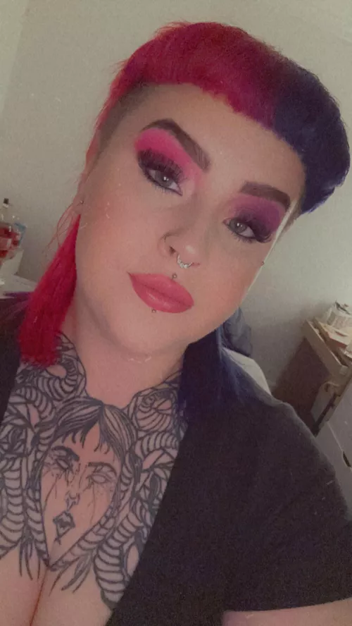 Evening! Saturday is fresh dye, cut and shave day!!🤪🥰