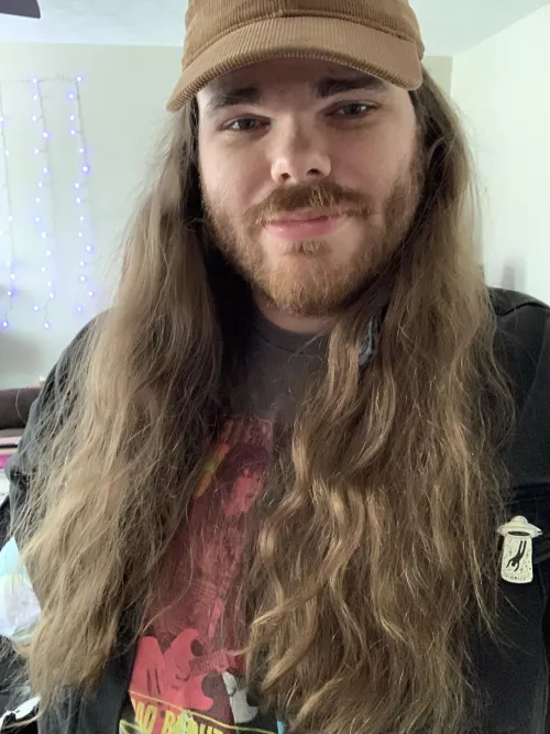 Finally sorta cool enough for denim jackets 🤘🏻