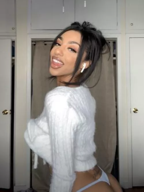 I love being such a tease...Bet you wish you could what's underneath 😏