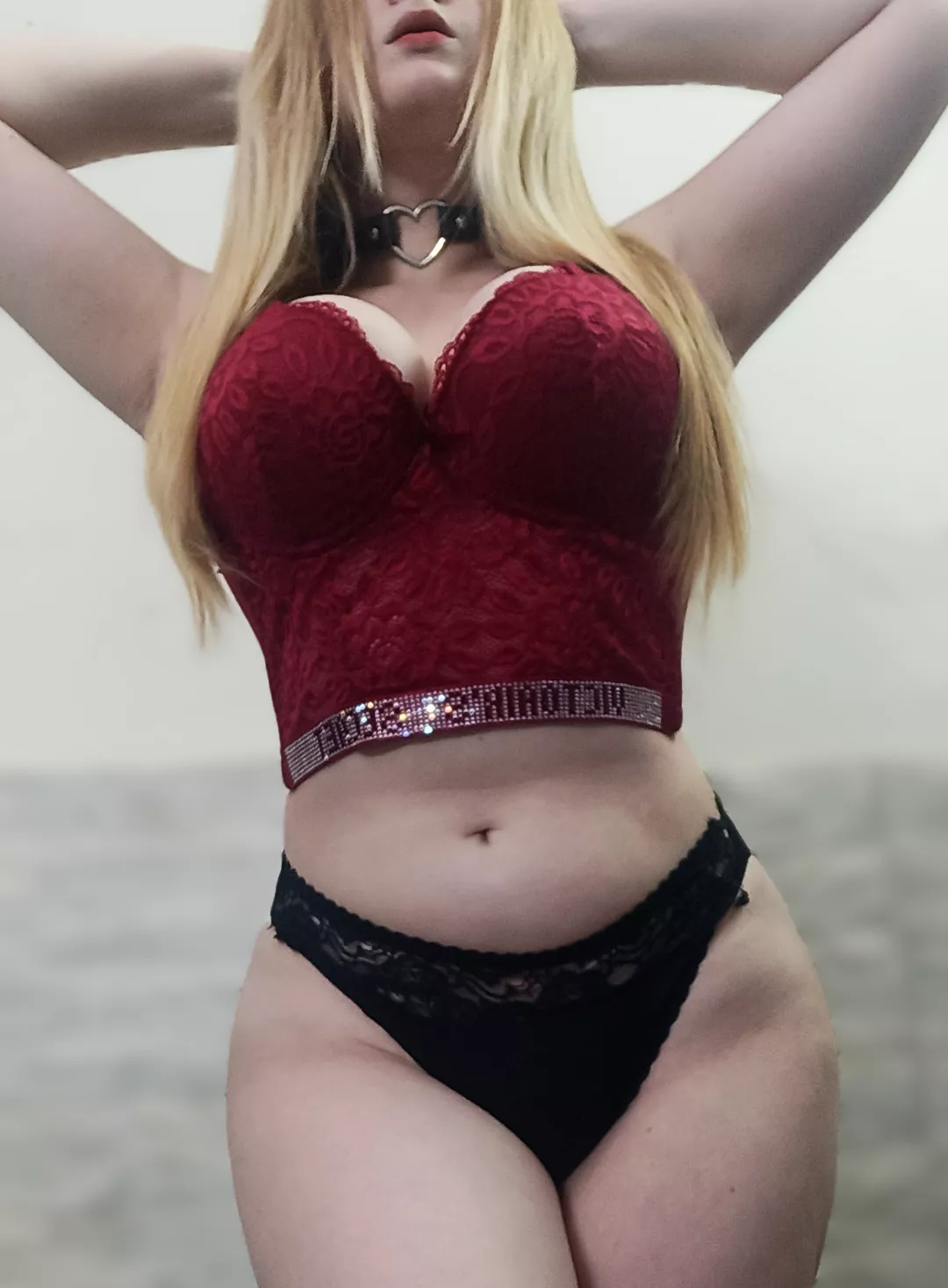 I will be your obsession, start worshiping me 