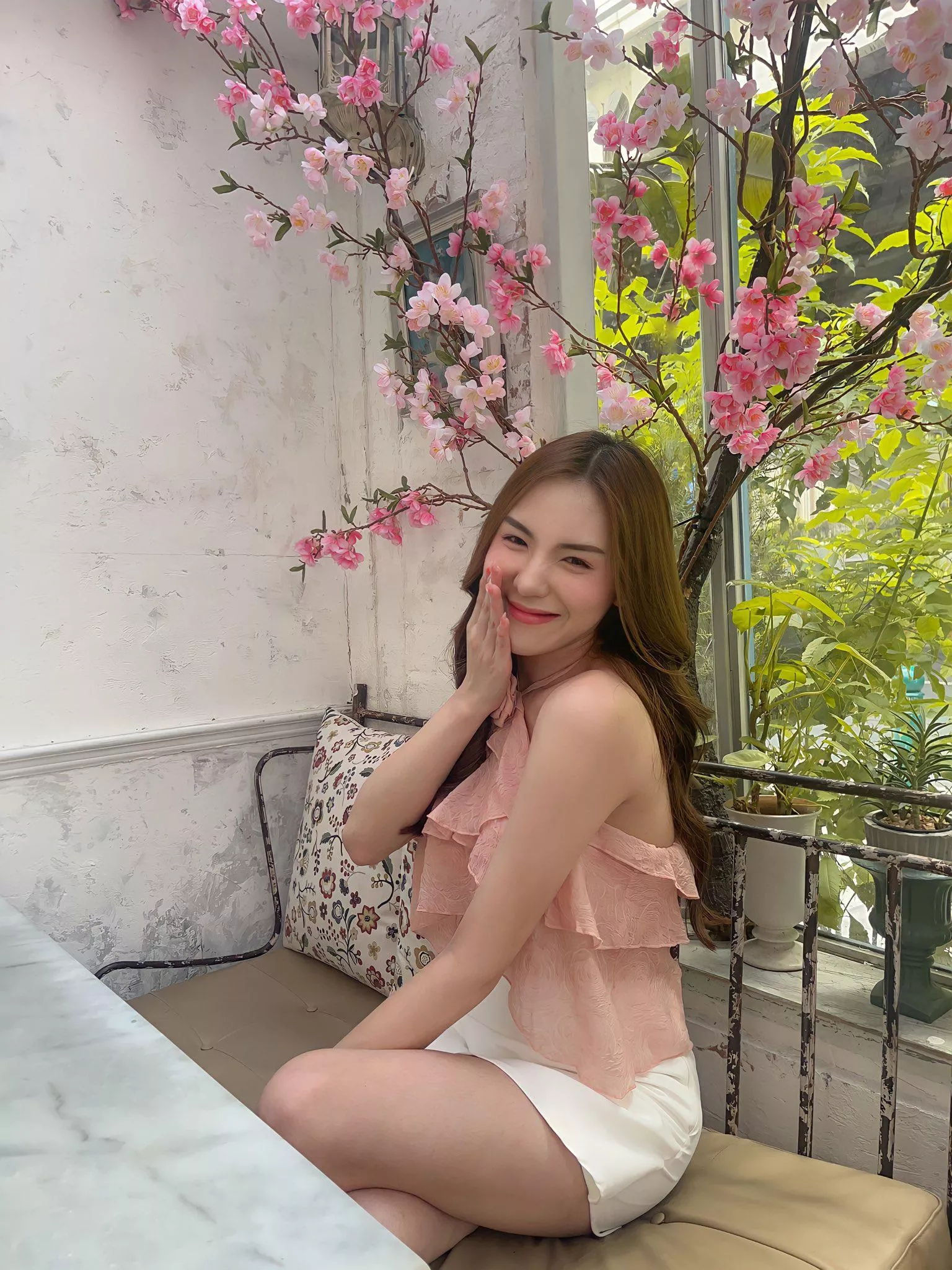 if you're a straight dude into tranny fantasies, leave a heart below