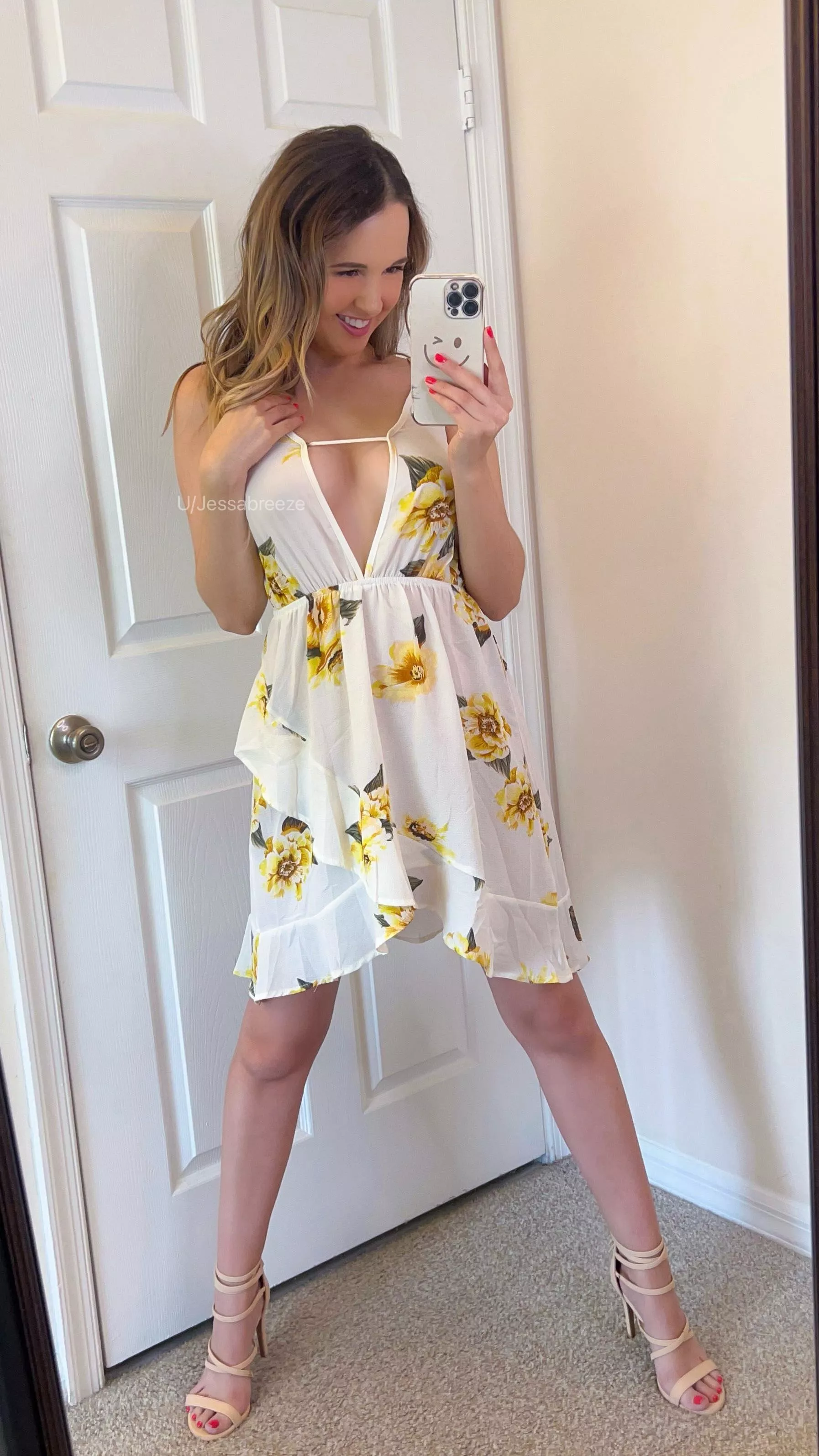 Is it really a Sundress post without me? 😝