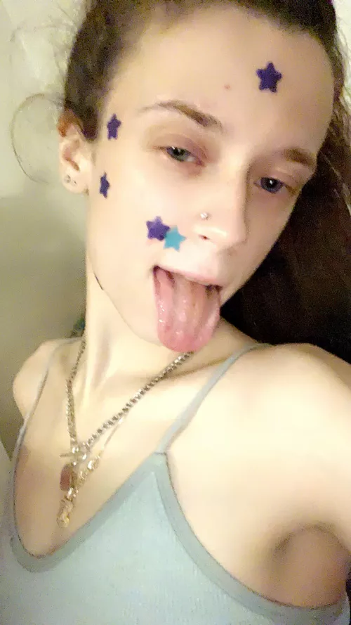 Just found out I’m pregnant looking for a long term daddy 