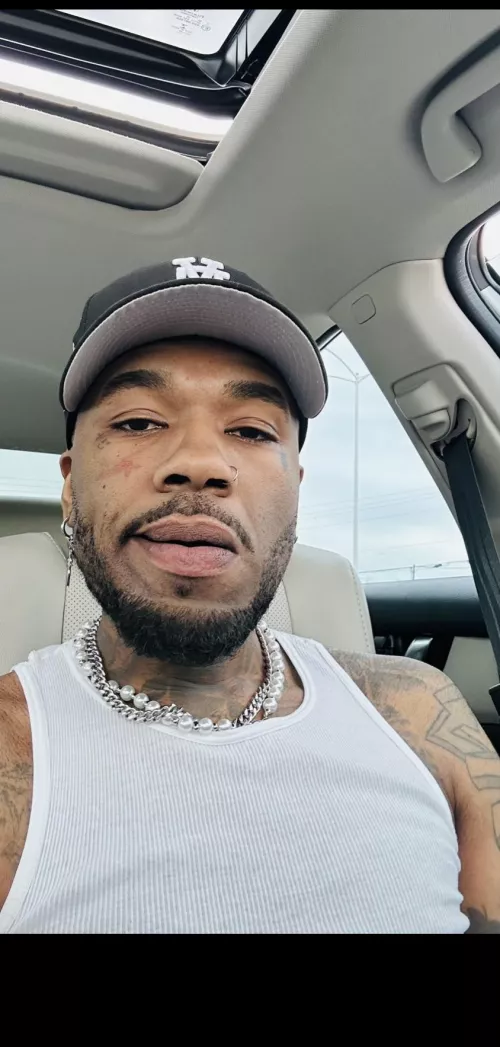 Ladies in deridder….Down for some fun🙃 DM is open… 