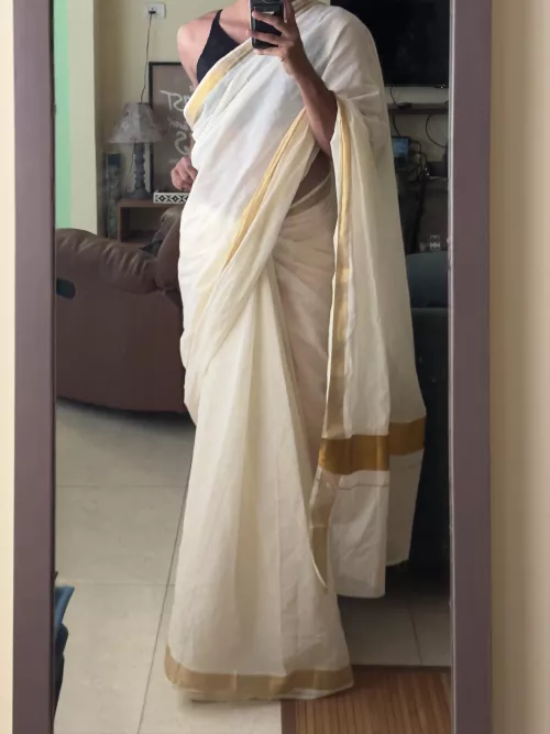 Last saree post of the year, I promise ! 