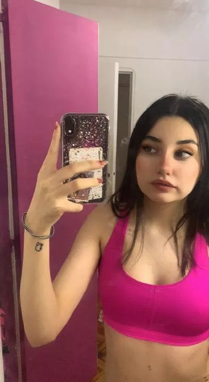 my tits are ready to pop out 