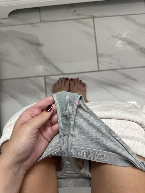 [Selling] Cleanup on isle between my legs😜