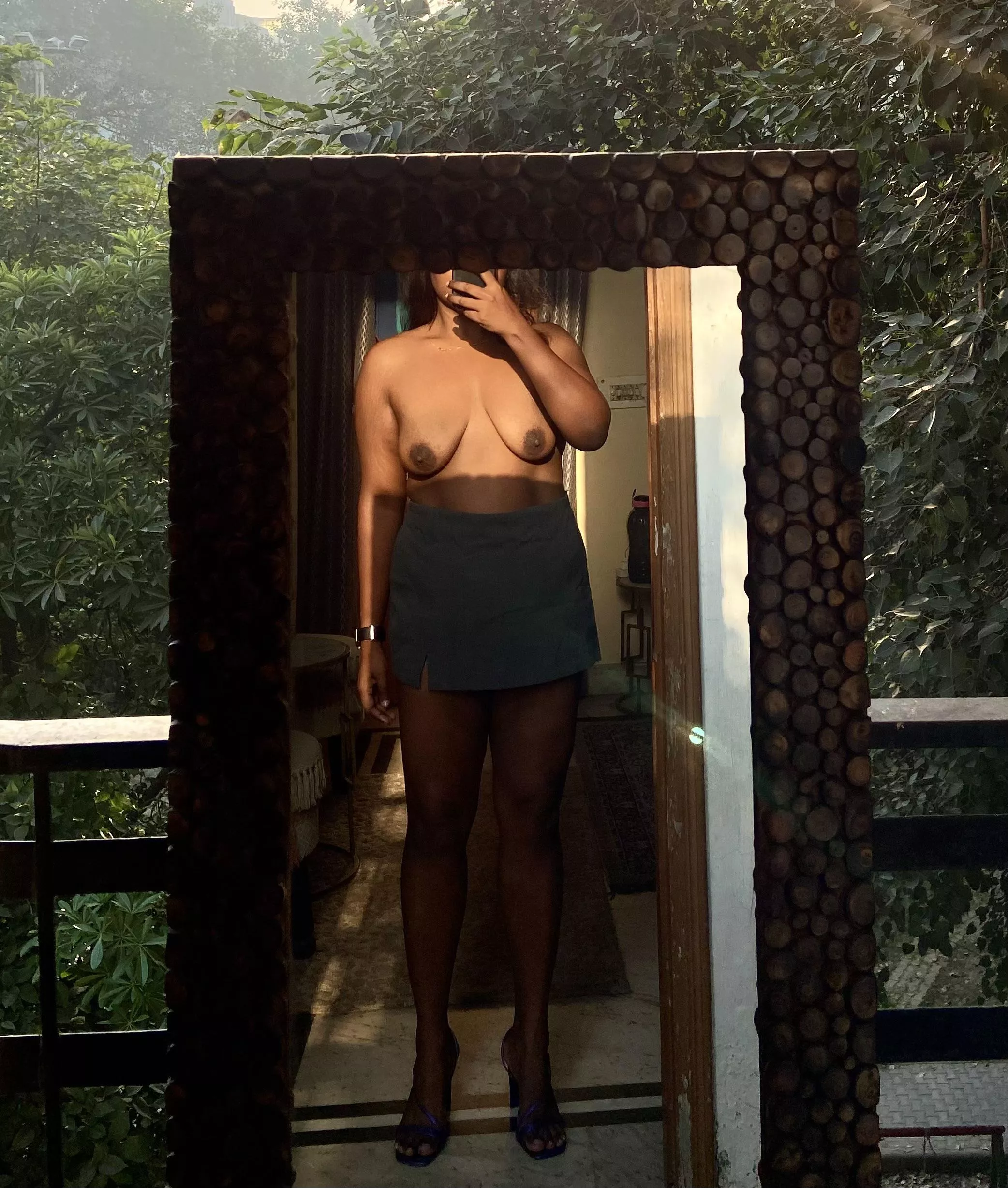 Teach me how to [f]lex my quads?