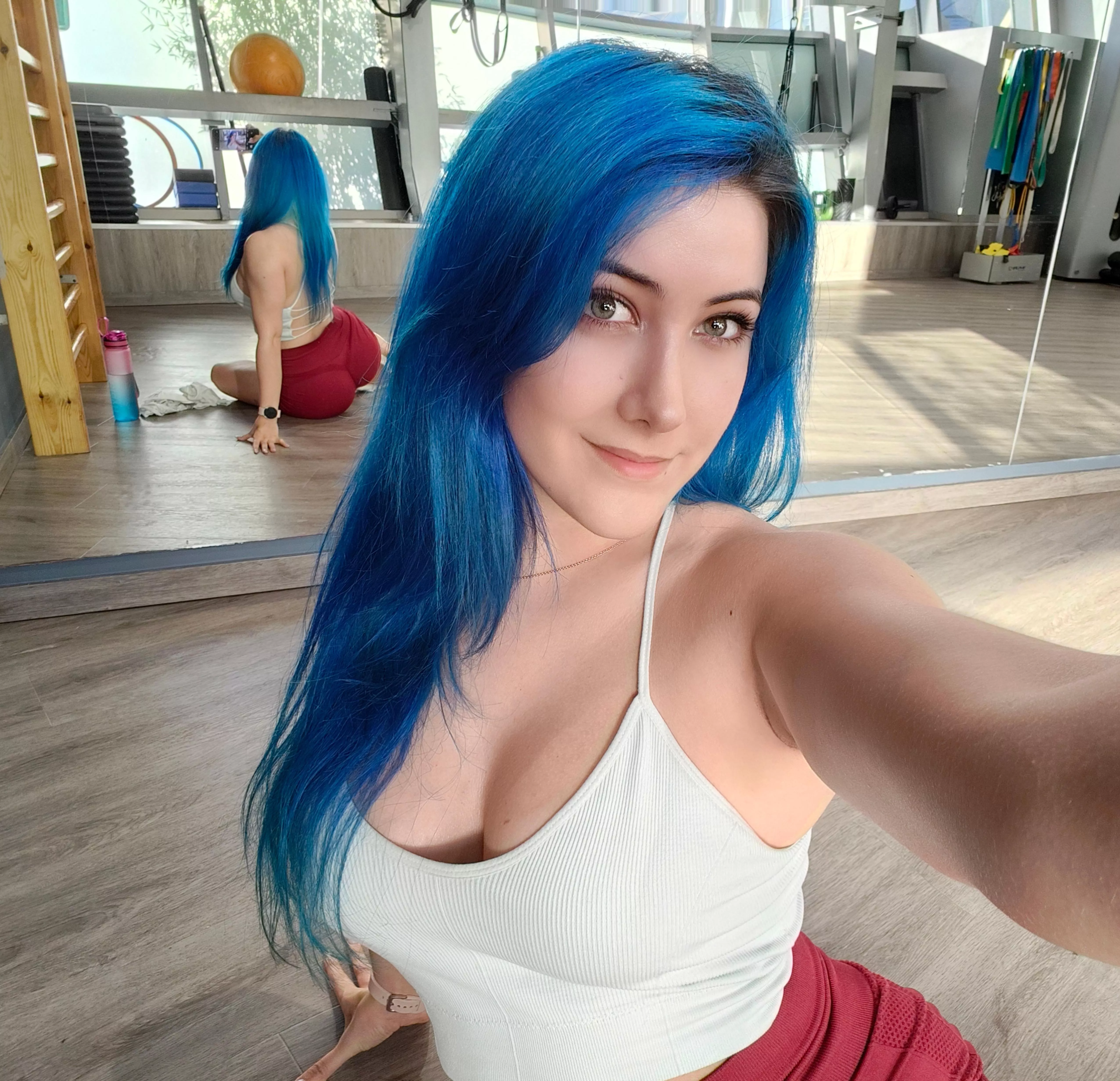 Working out - Mhere sg