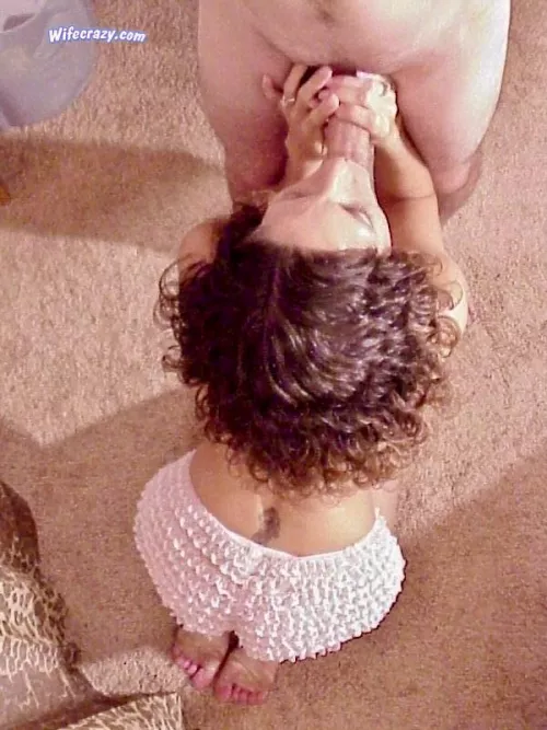 Younger Stacie sucking Boo 