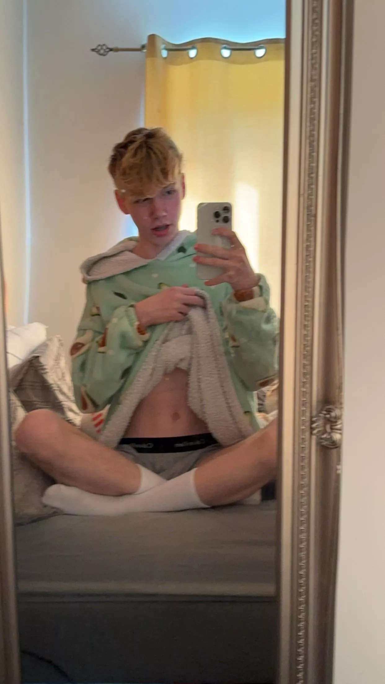 [18] strip me down ;)